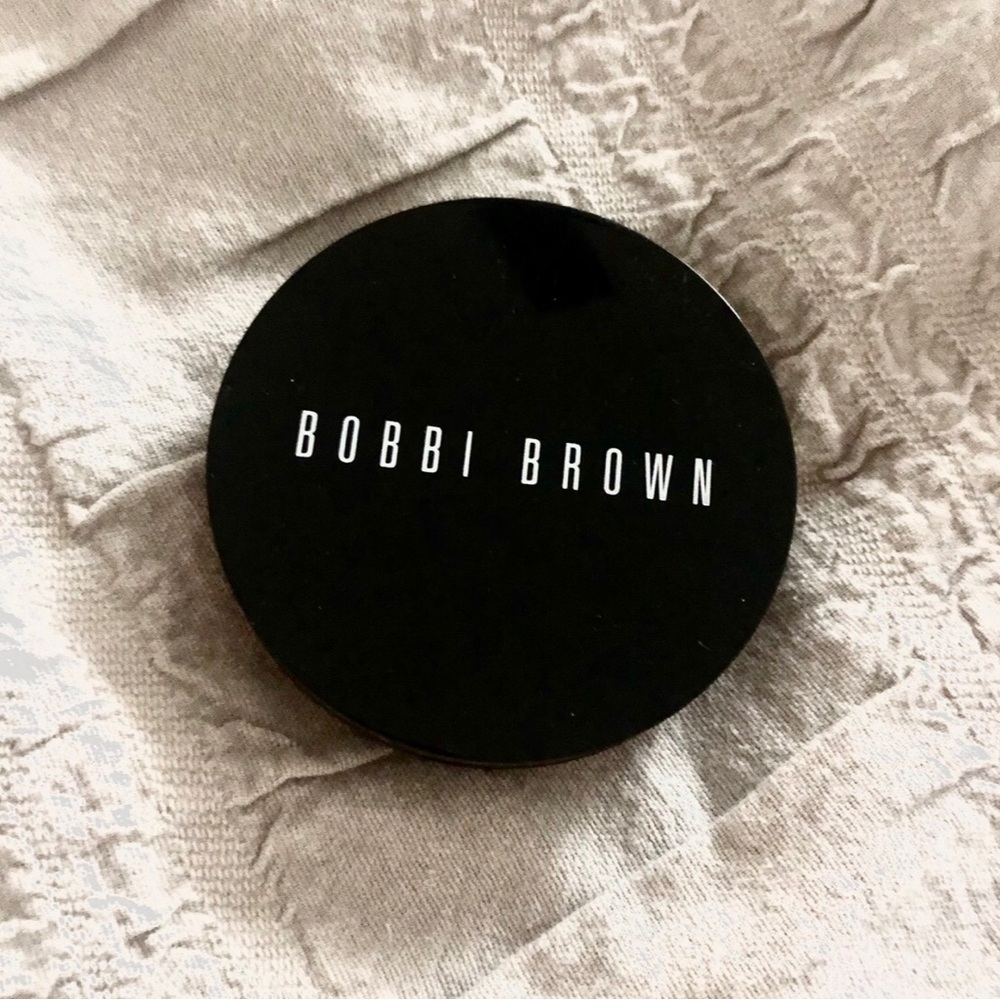 Bobbi Brown Bronzer -Aruba - Picture 2 of 8